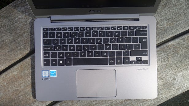 Asus ZenBook UX330UA 1