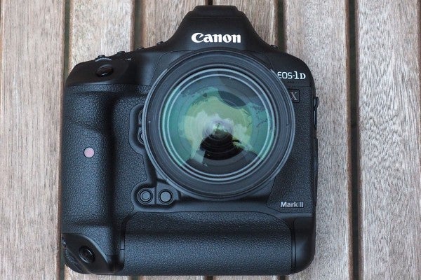 Canon EOS-1D X Mark II 3