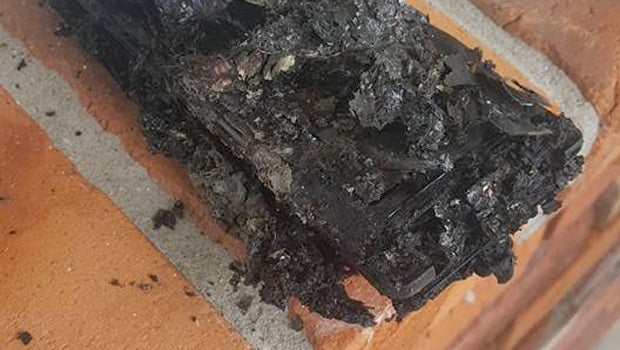 Note 7 charred