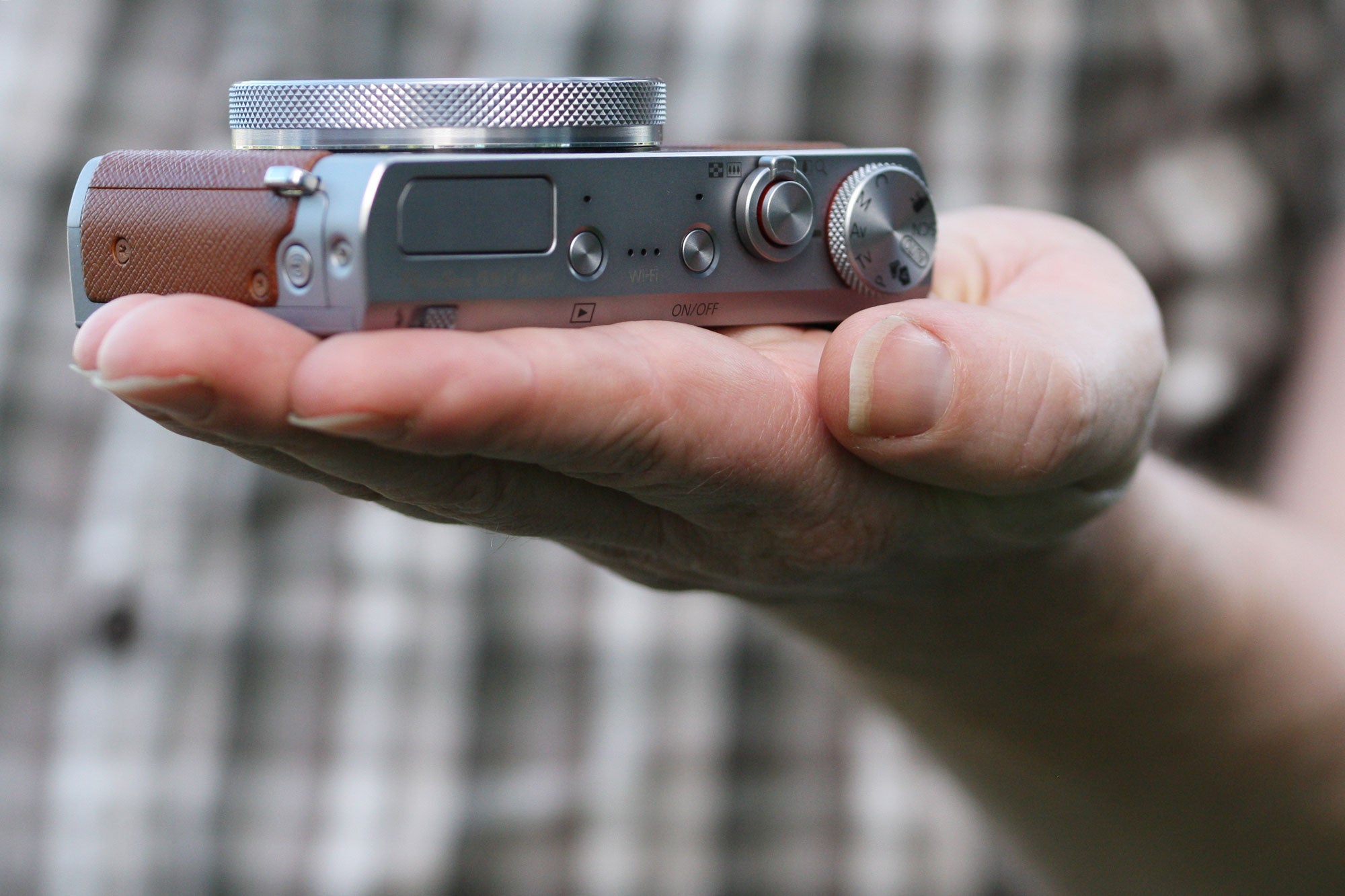 メーカー希望小売価格 Canon PowerShot 2 MARK X G9 デジタルカメラ