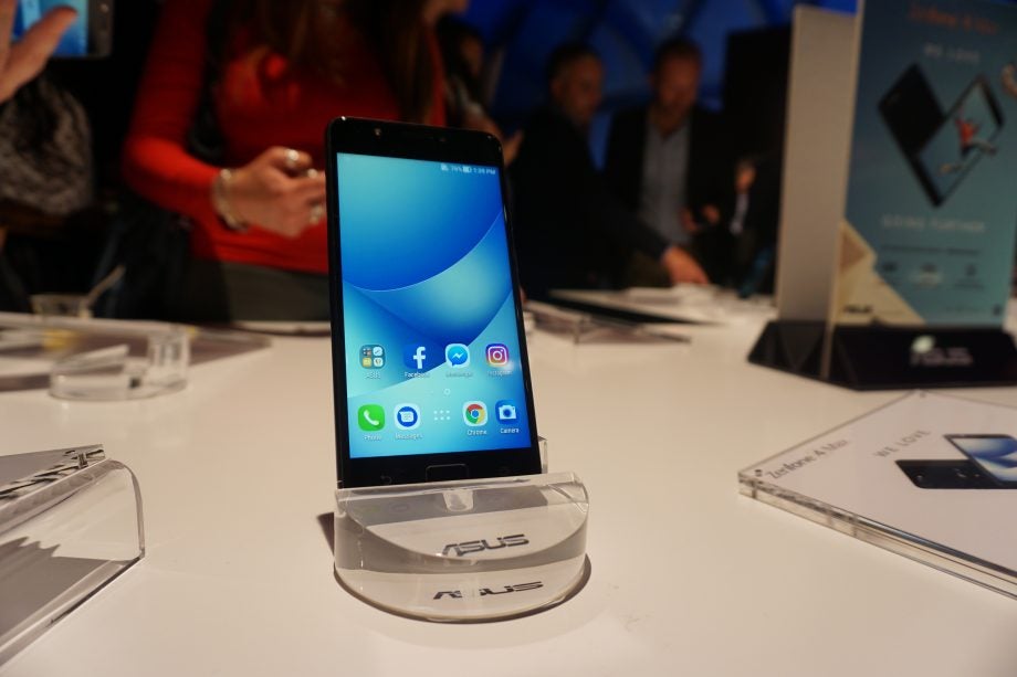 Asus Zenfone 4 Max on display at an event.