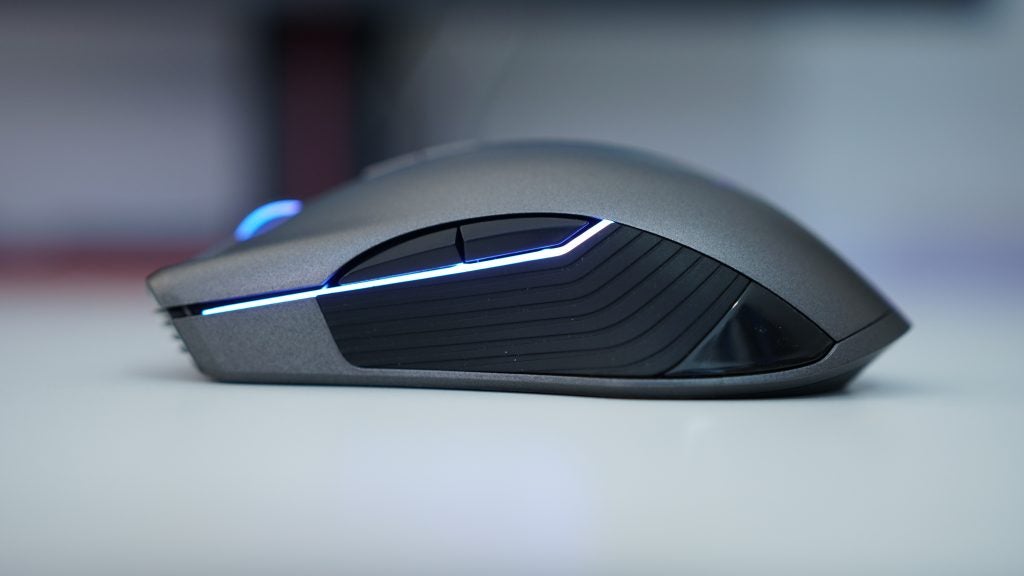 Close-up of Razer Lancehead wireless gaming mouse.