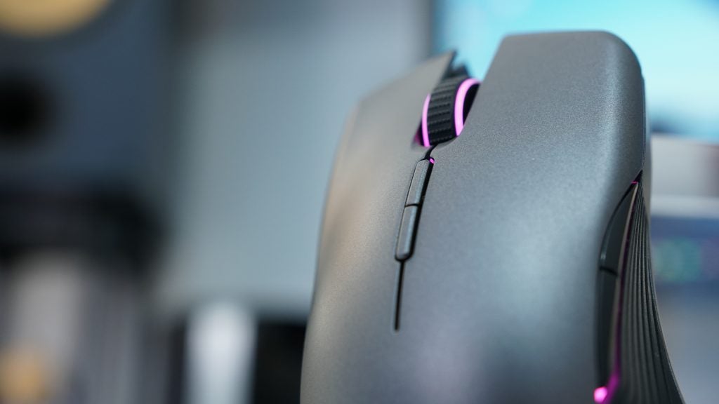 Close-up of Razer Lancehead gaming mouse side buttons.