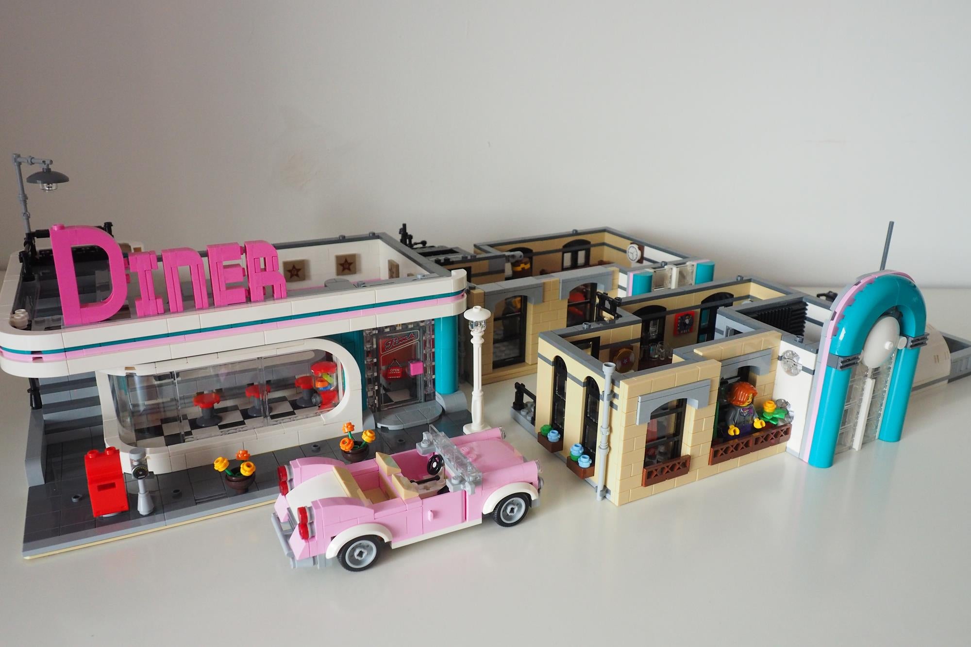 LEGO Creator Expert Downtown Diner 10260 set assembled.
