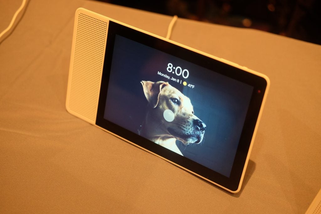 Lenovo Smart Display showing clock and dog photo.