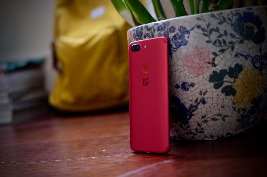 Lava Red OnePlus 5T