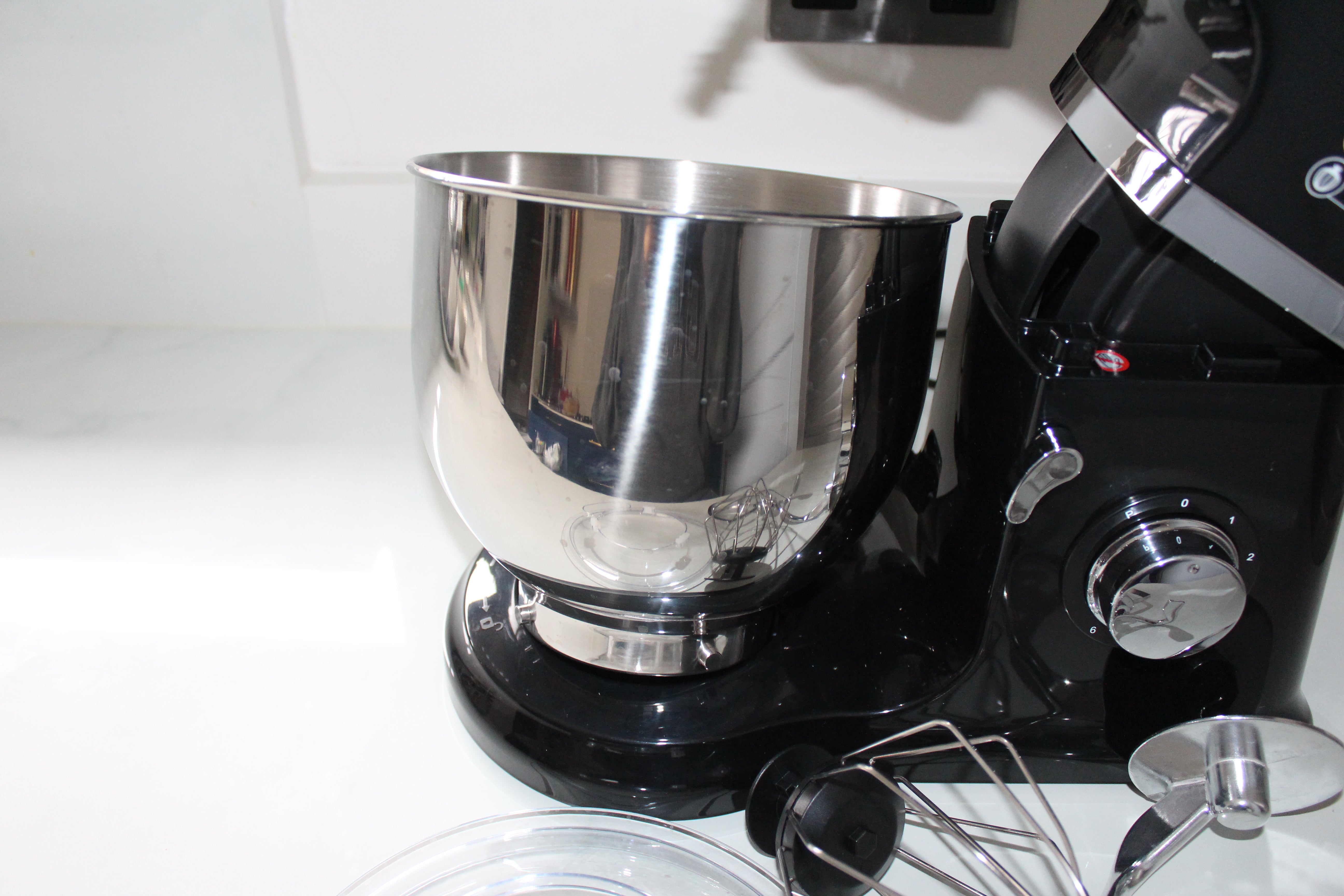 Vitinni 800W Stand Mixer with attachments on kitchen counter