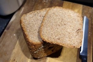 Morphy Richards Homebake Breadmaker