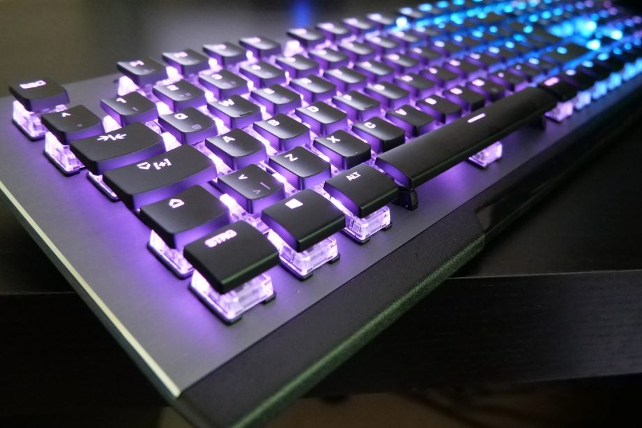Roccat Vulcan 100 Aimo review