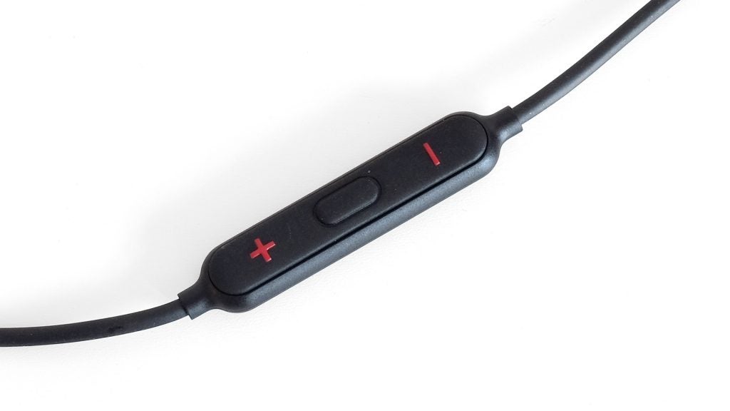 OnePlus Bullets Wireless earphones remote and cable.
