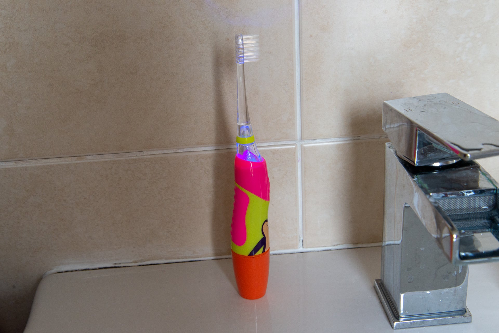 Brush-Baby KidzSonic Electric Toothbrush 3-6 years lights