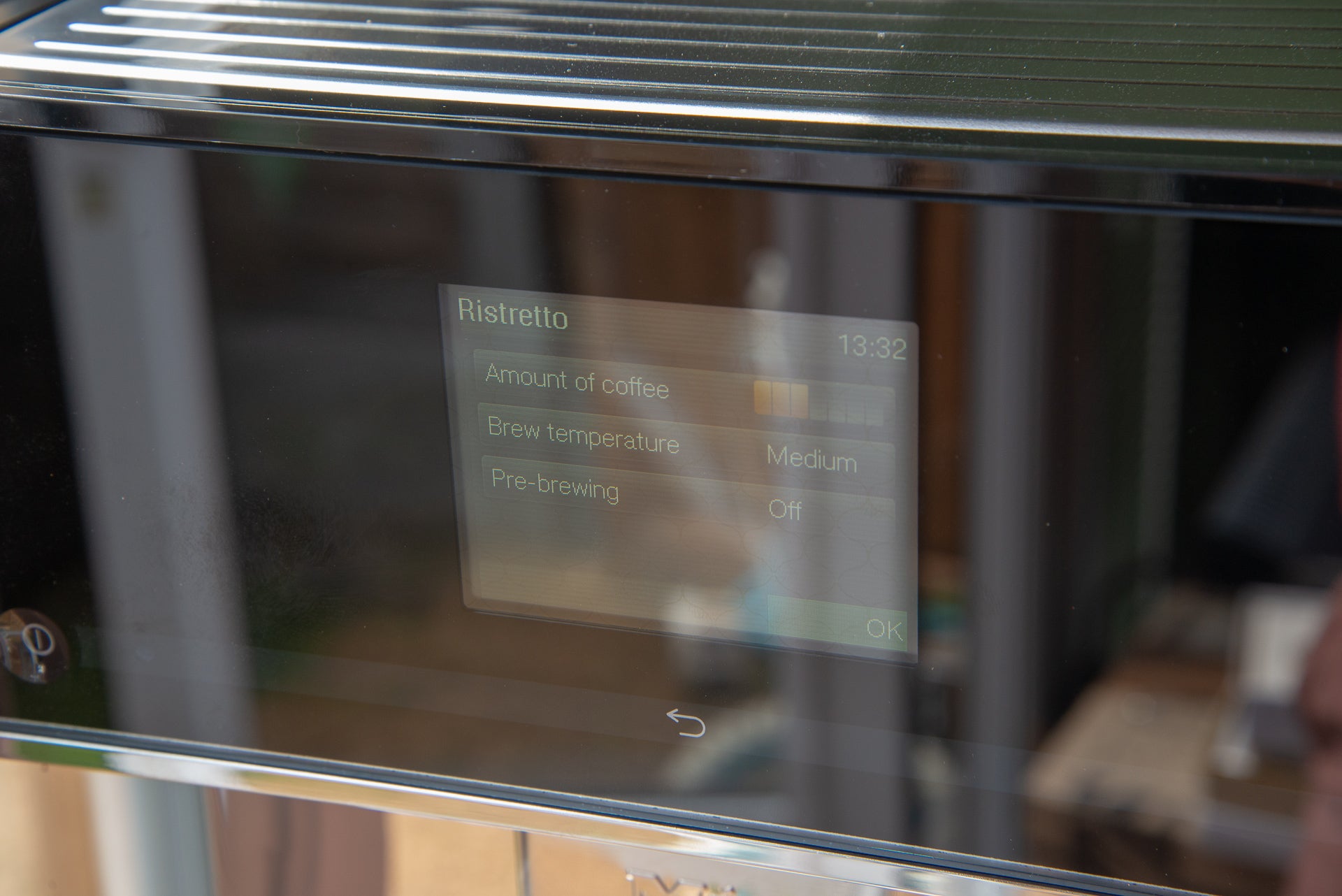 Close up view of Miele CM7500's screen displaying settings menu