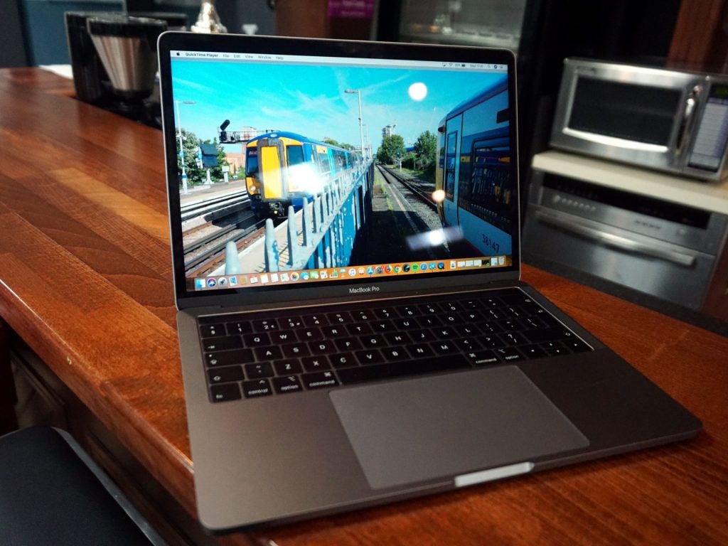 PC/タブレット ノートPC Apple MacBook Pro 13-inch (2018): A perfect choice for creatives