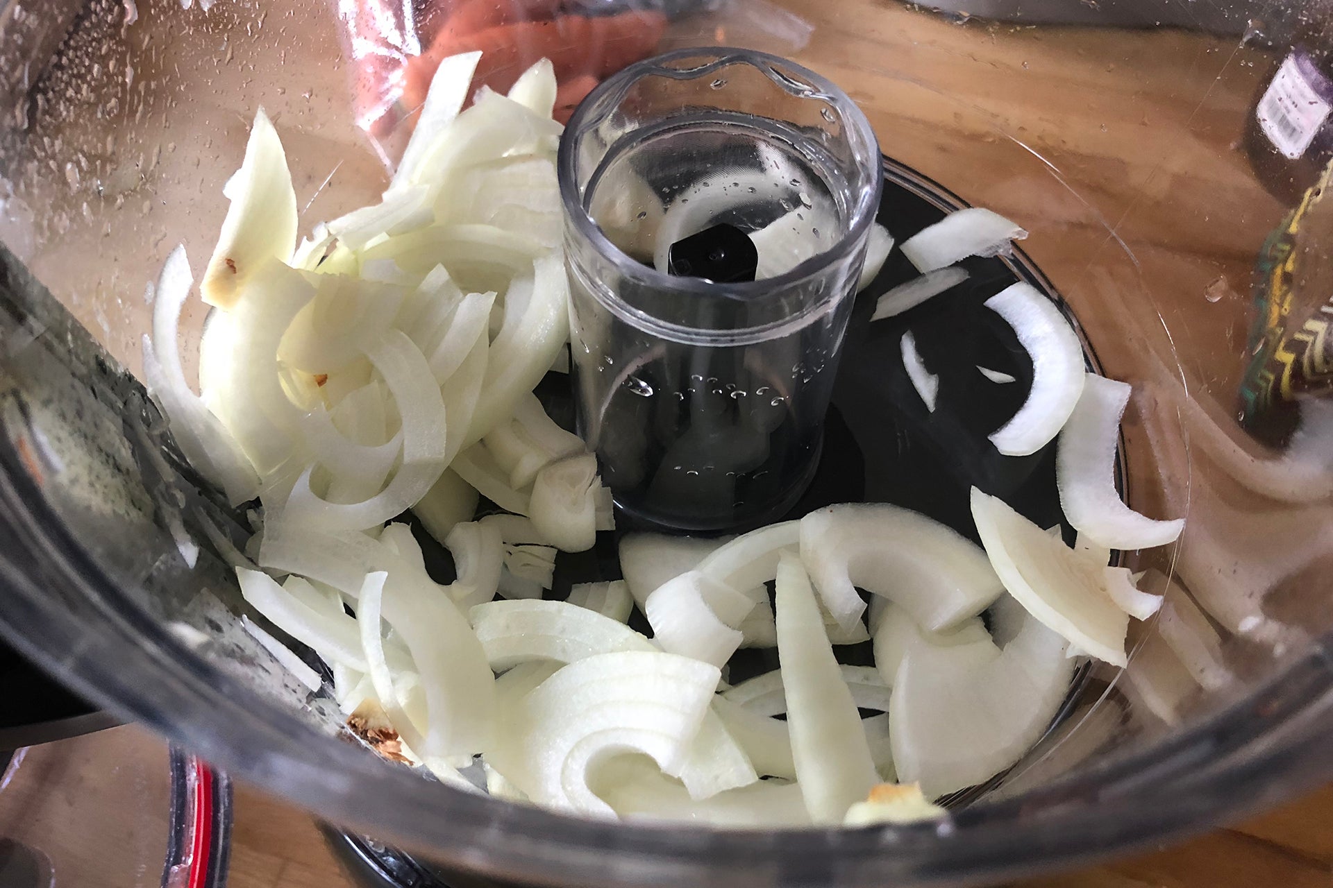 KitchenAid Classic 2.1L Food Processor sliced onion