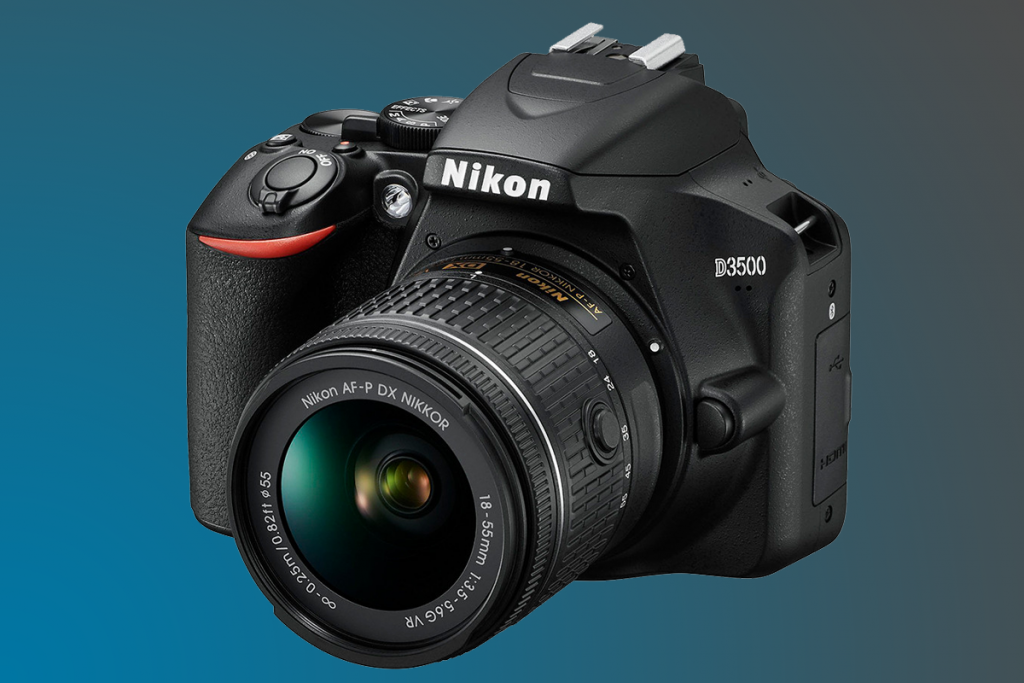 Mirrorless vs DSLR Nikon D3500