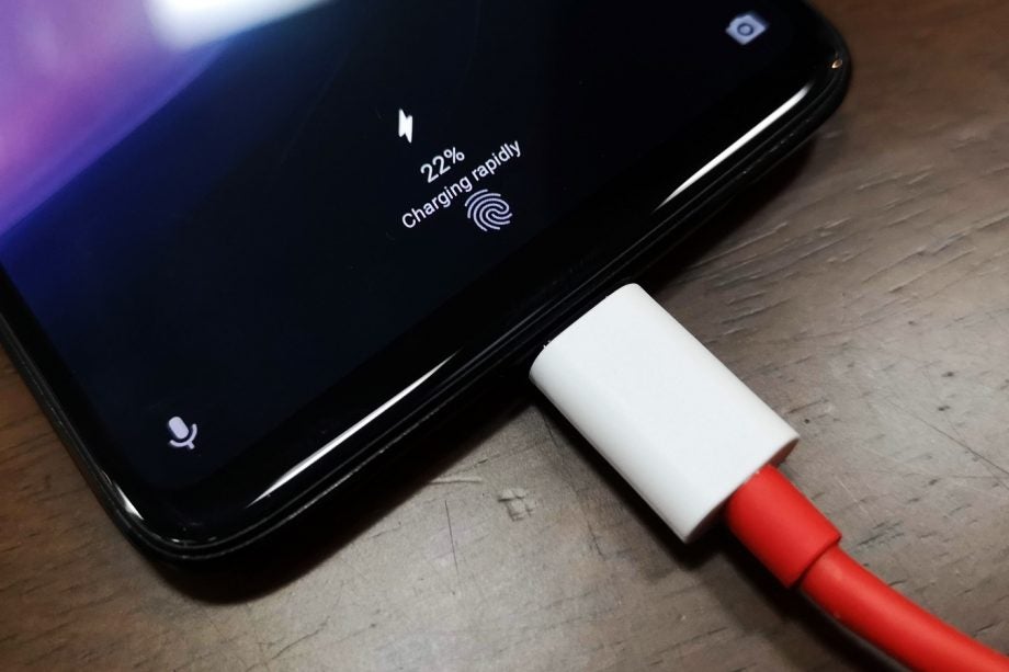 OnePlus 6 Fast Charging