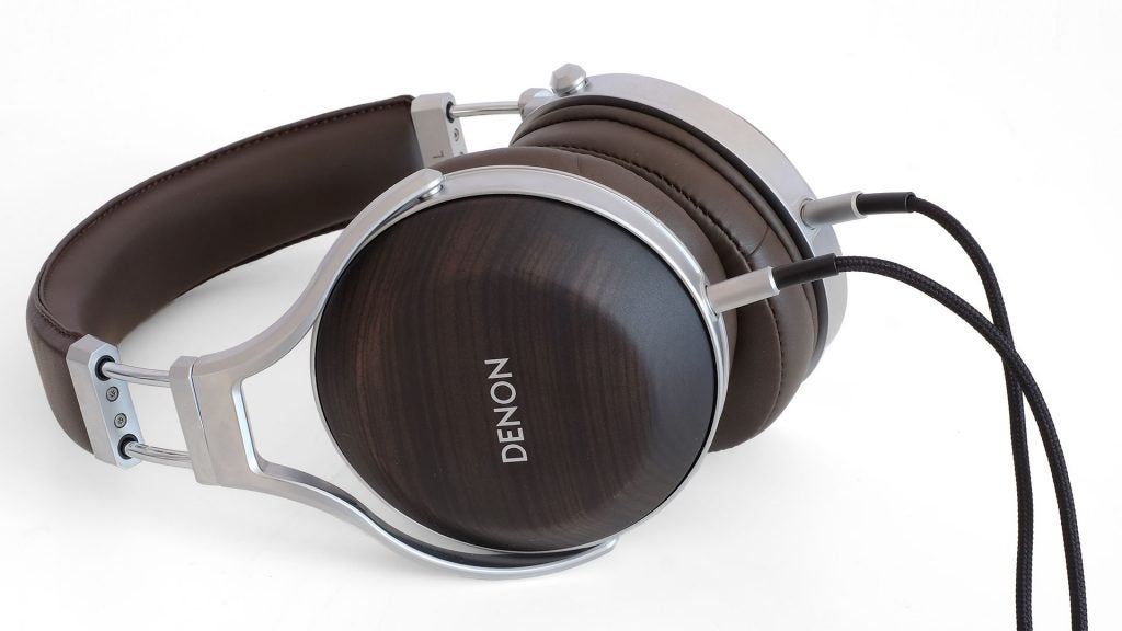 Denon AH-D5200 Over-Ear Headphones 