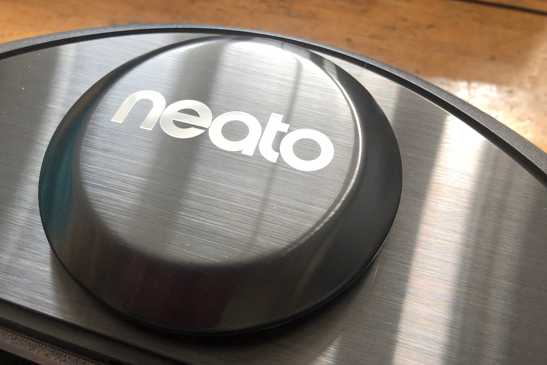 Neato Botvac D6 Connected laser navigation