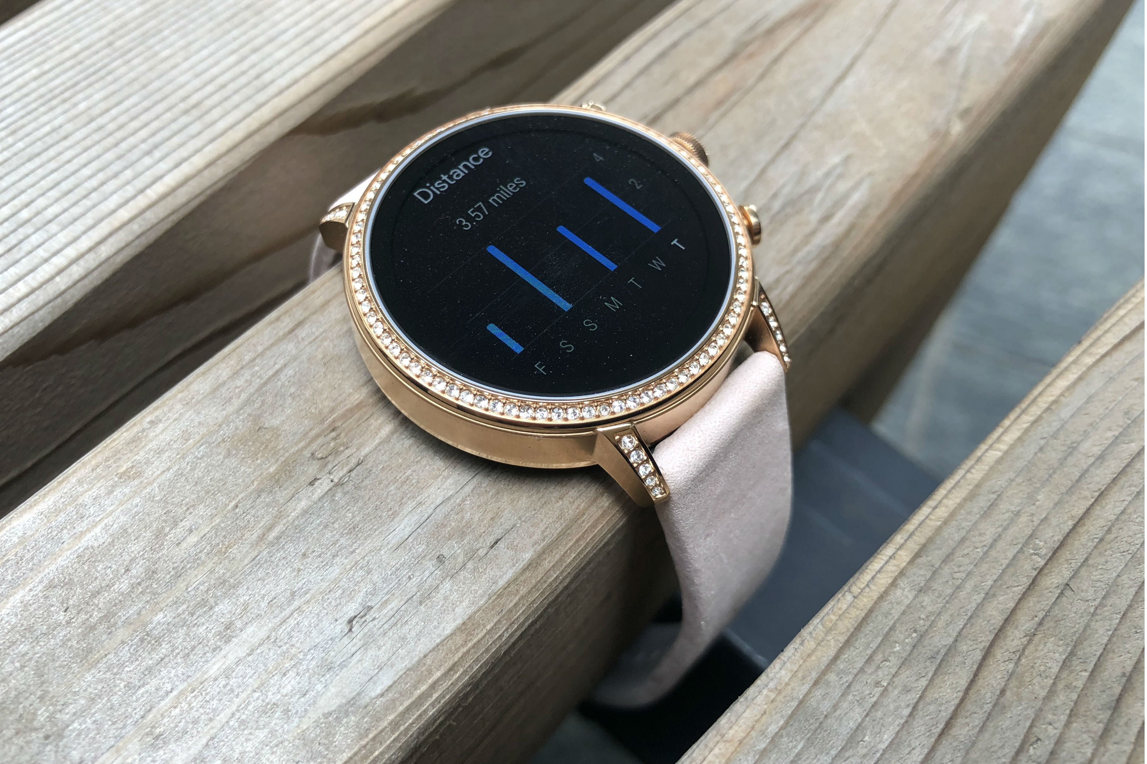 Fossil Q Venture HR review - distance tracking, fitness