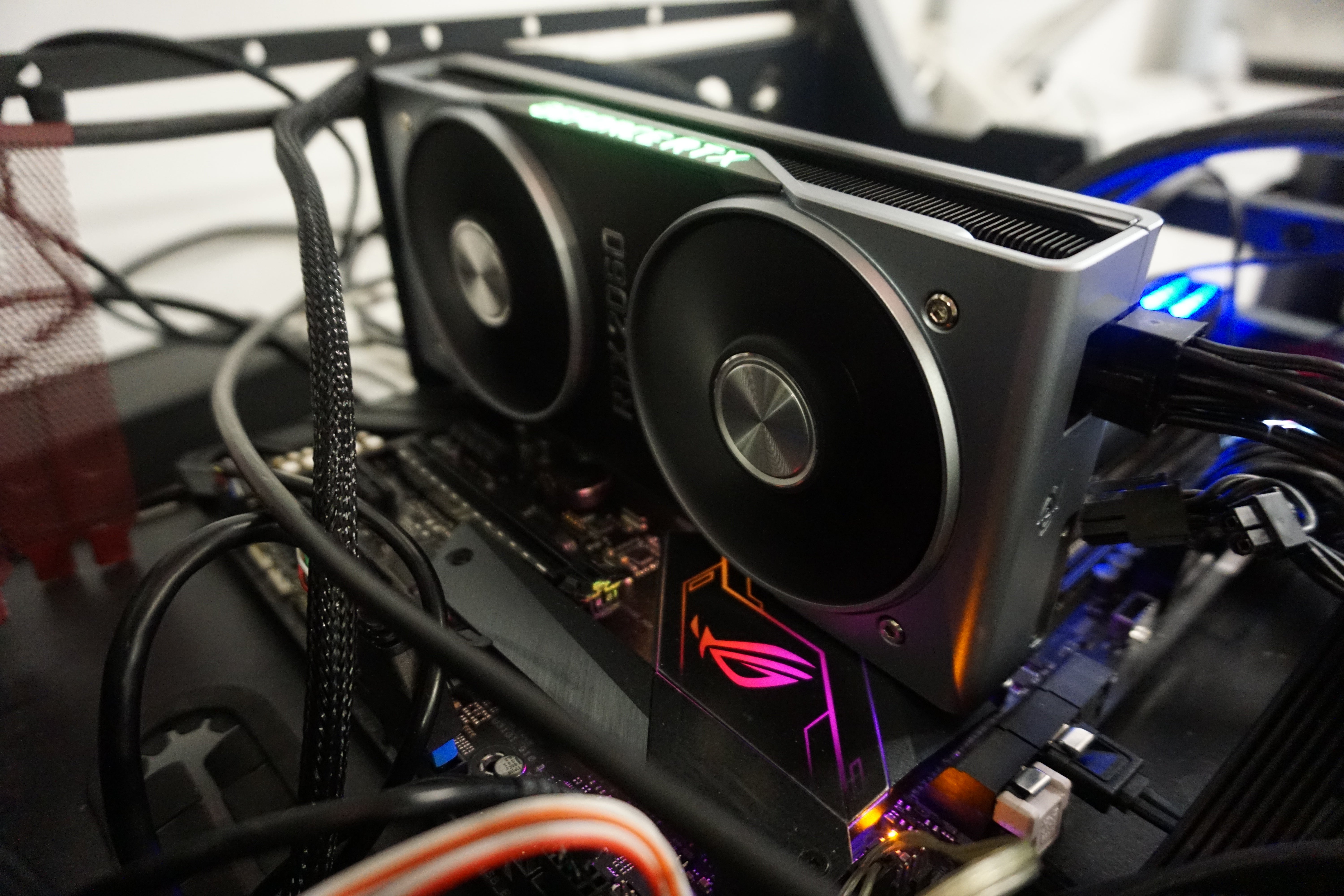 blanding Vend om Sorg Nvidia RTX 2060 review: The cheapest RTX card is an affordable wonder