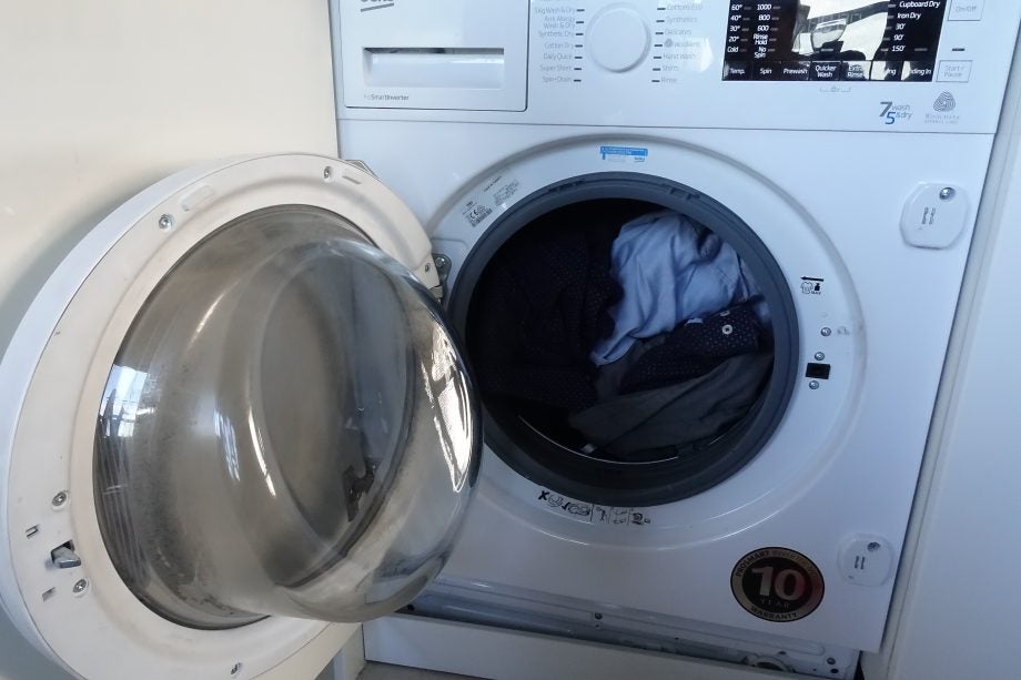 How to use a washing machine