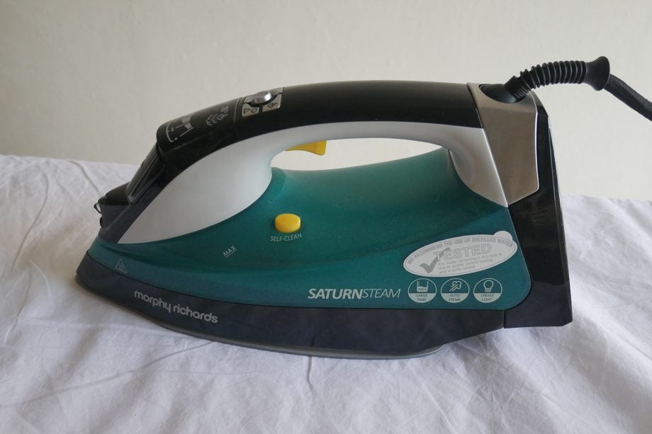 What is the Morphy Richards Saturn Steam 305000 side view
