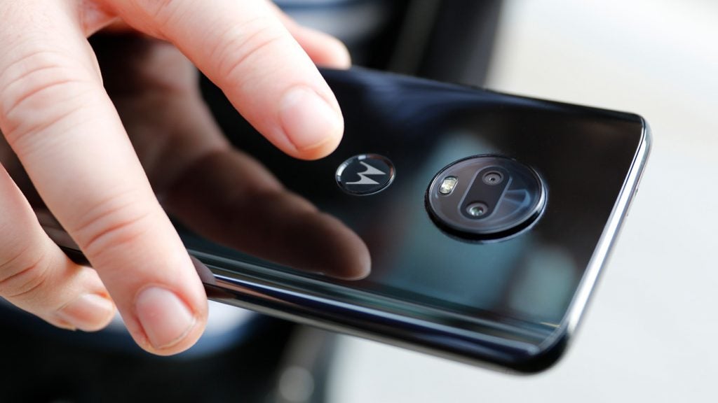Moto G7 camera handheld macro