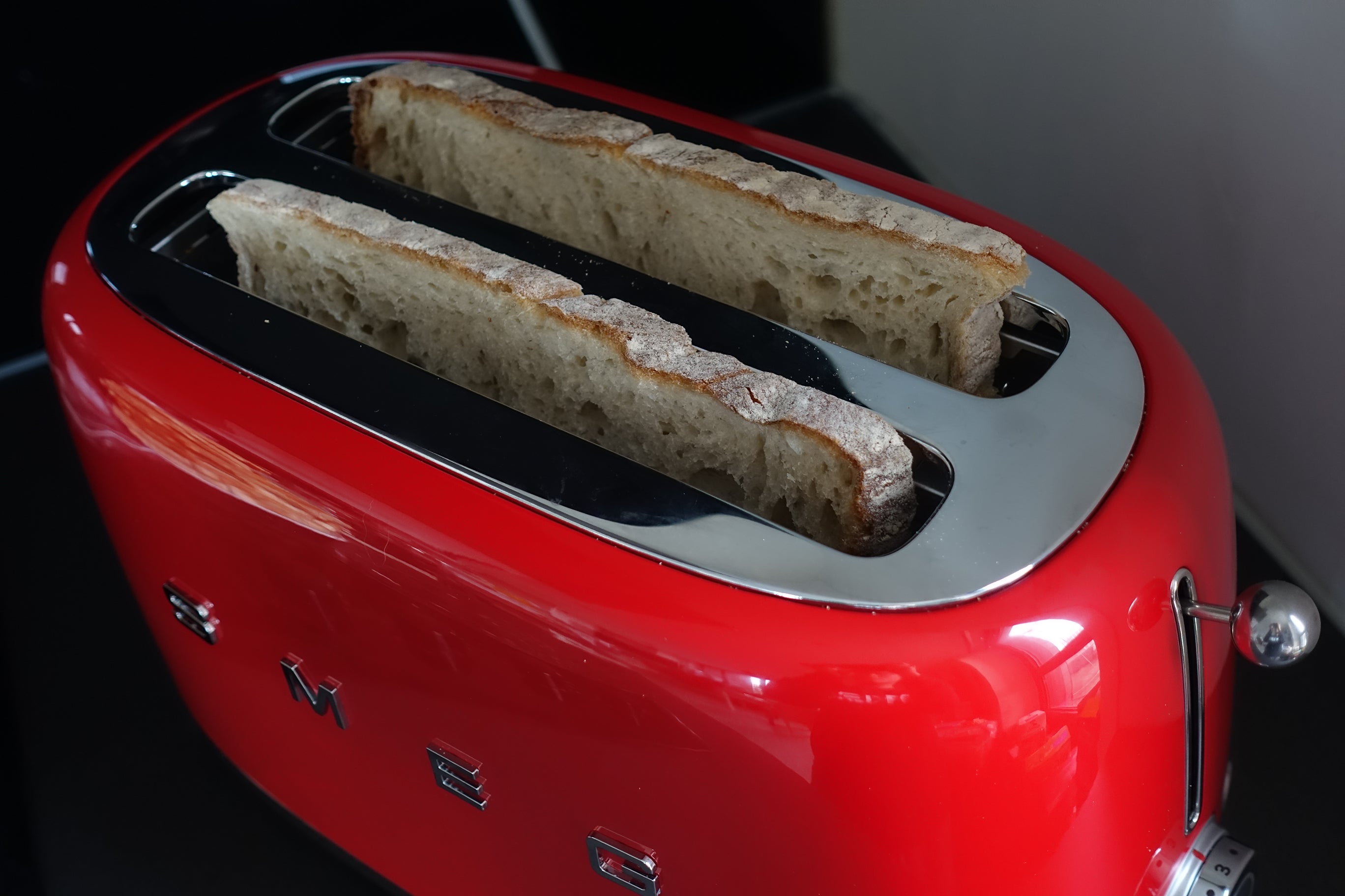 Smeg TSF02 4-Slice toaster