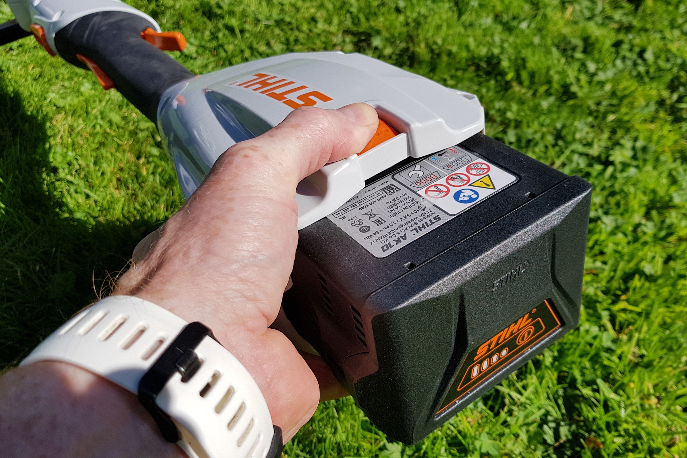 Udtale inden for Forvirrede Stihl FSA 56 Cordless Grass Trimmer Review | Trusted Reviews