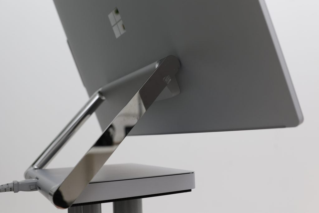 Surface Studio 2 hinge
