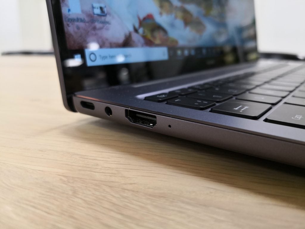 Huawei MateBook 14 review - USB-C, 3.5mm and HDMI port