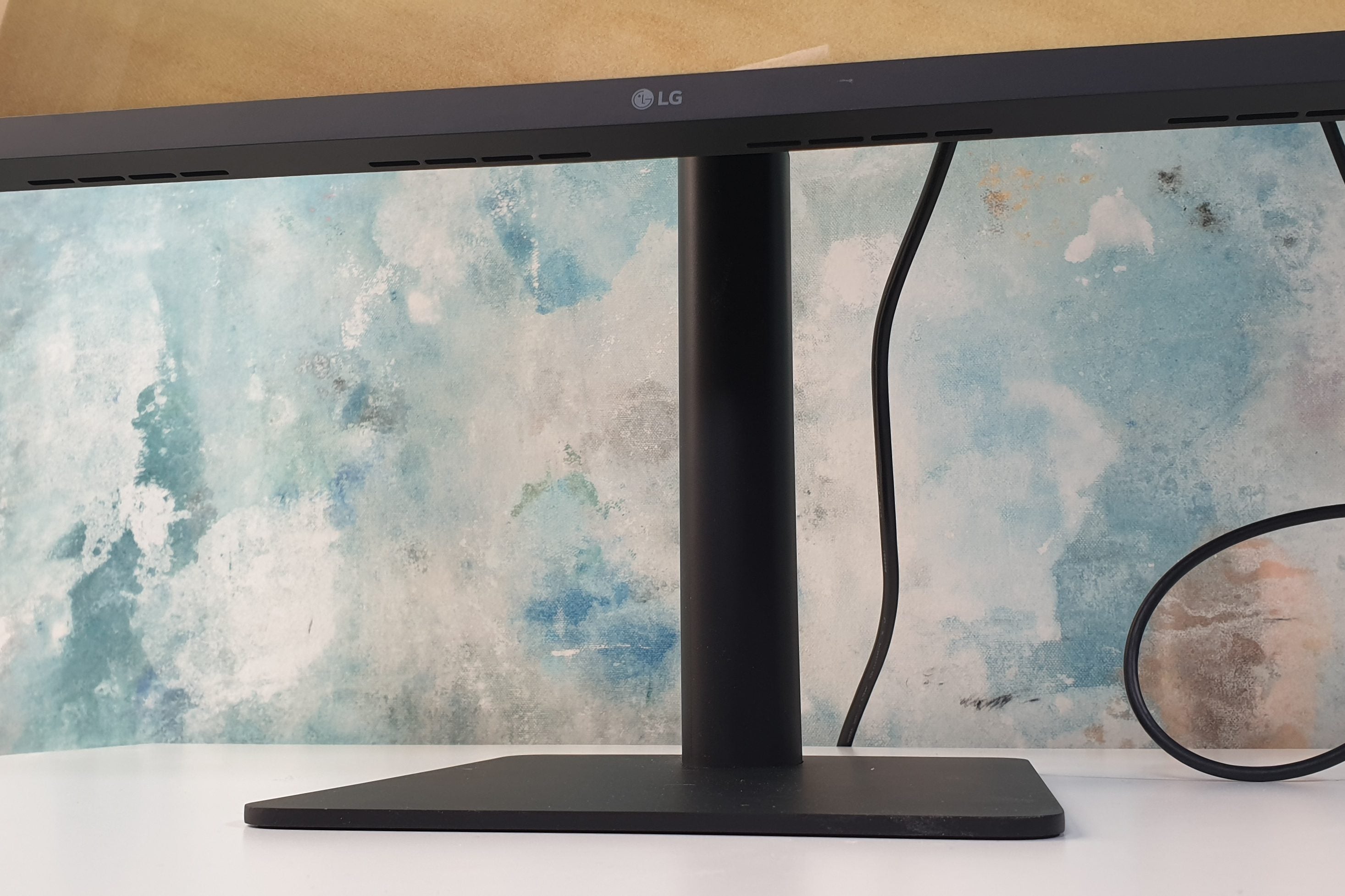 LG UltraFine 4K Display 24MD4KL Review | Trusted Reviews