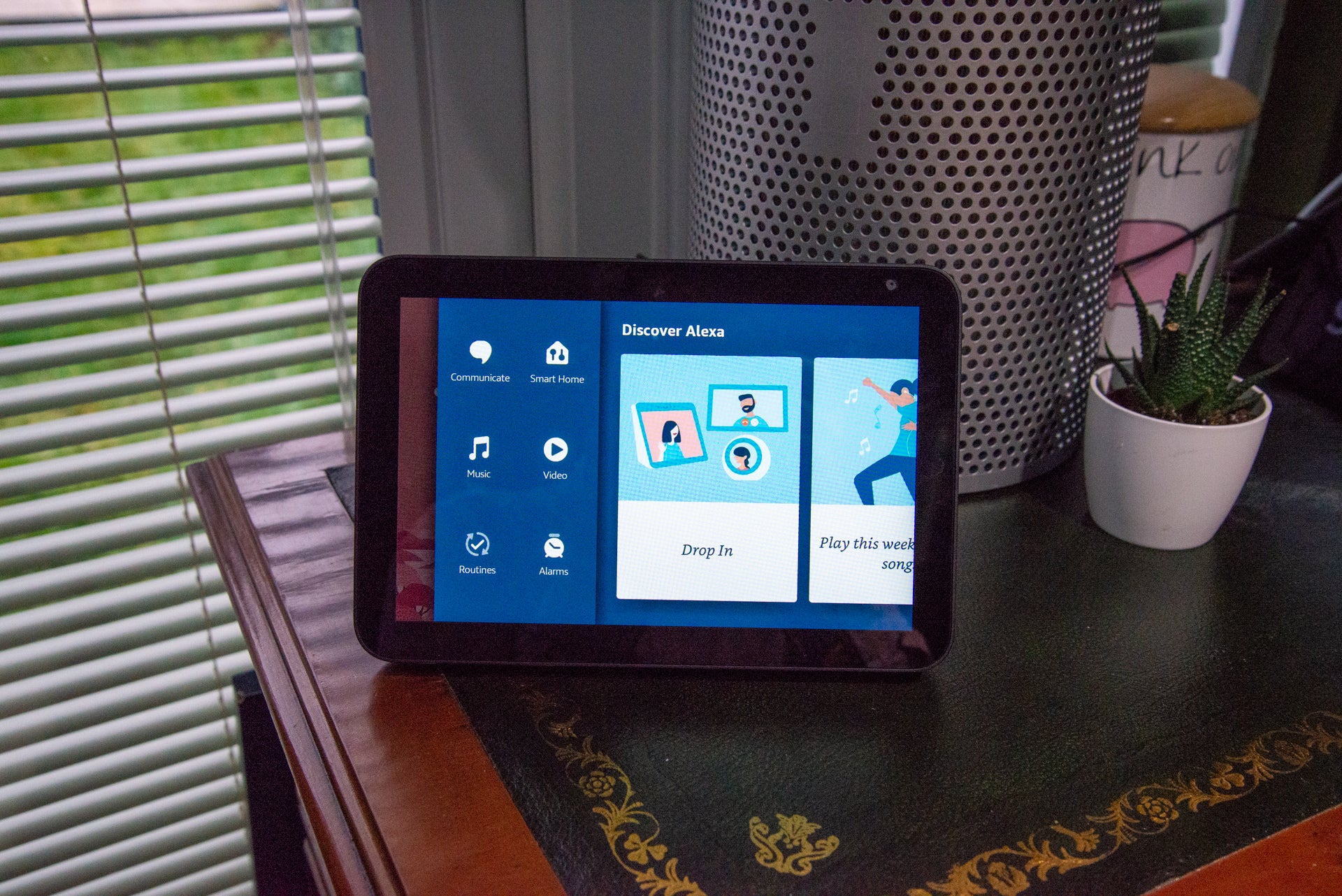 Amazon Echo Show 8 Review: The best smart display