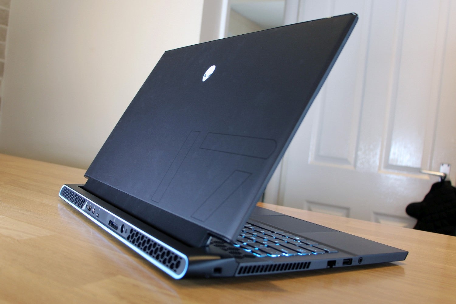 Alienware Genuine DELL Alienware M17 Laptop UK Keyboard HMB4209MAC10 ALWH-B2575040G00010 