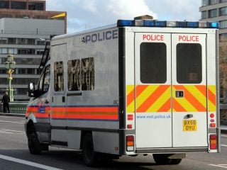 Picture of a London Met Police's vehicle on road