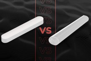 Comparision image of a white Sonos beam on left and a white Sonos arc on the right