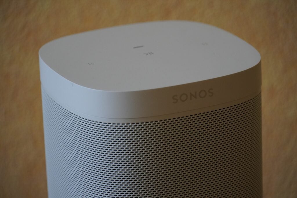Элементы управления Sonos One SL