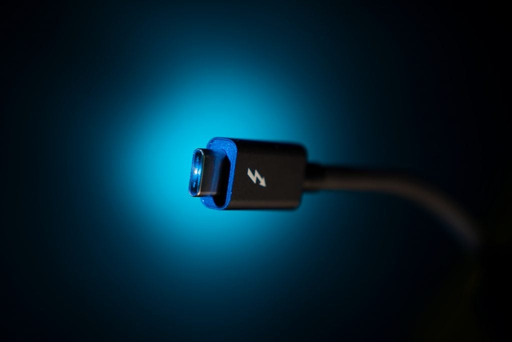 Wallpaper with cable Thunderbolt 3 USB-C