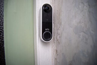 Arlo Essential Video Doorbell Wire-Free button
