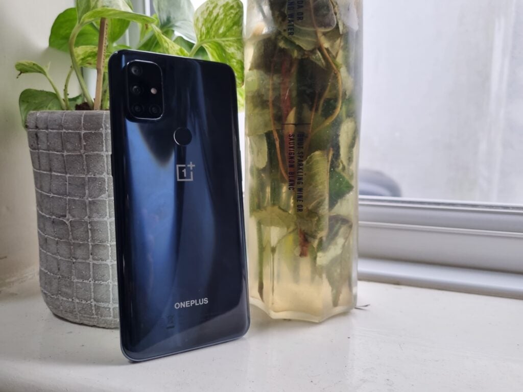 OnePlus Nord N10 5G back