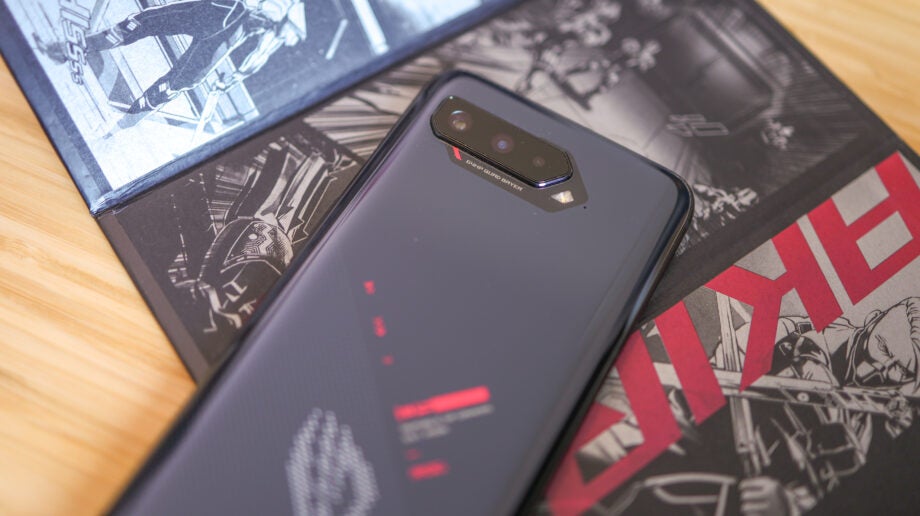 backside of a brand new Rog phone  with its camera architecture and position in clear view