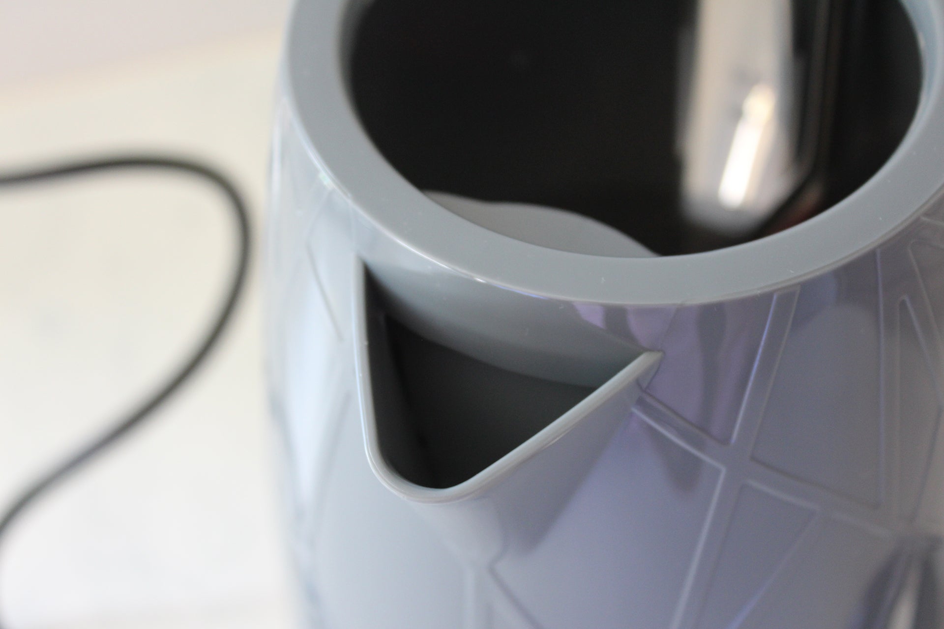 Russell Hobbs Structure Kettle spout