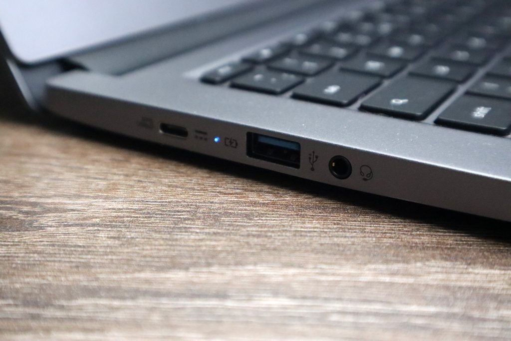 Acer Chromebook 714 ports