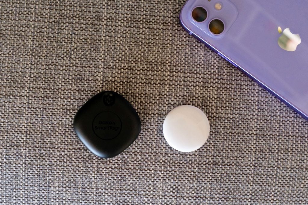 Apple AirTag and Samsung's Smart Tag Plus