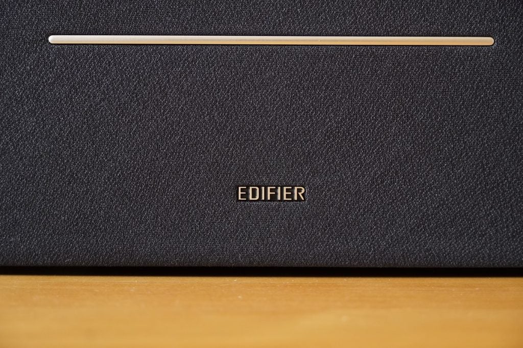 front cover for the Edifier D12 Bluetooth speaker