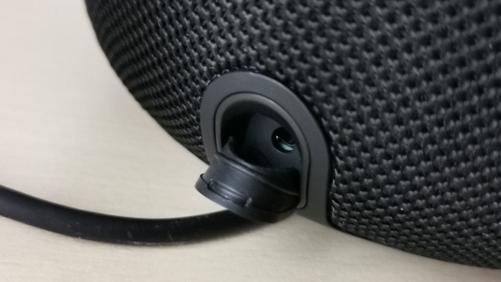 auxillary input for the Huawei Sound wireless speaker