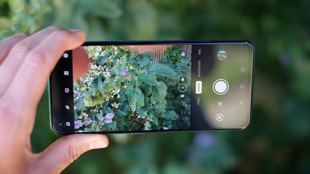 This is what the OnePlus Nord CE 5G camera app looks like