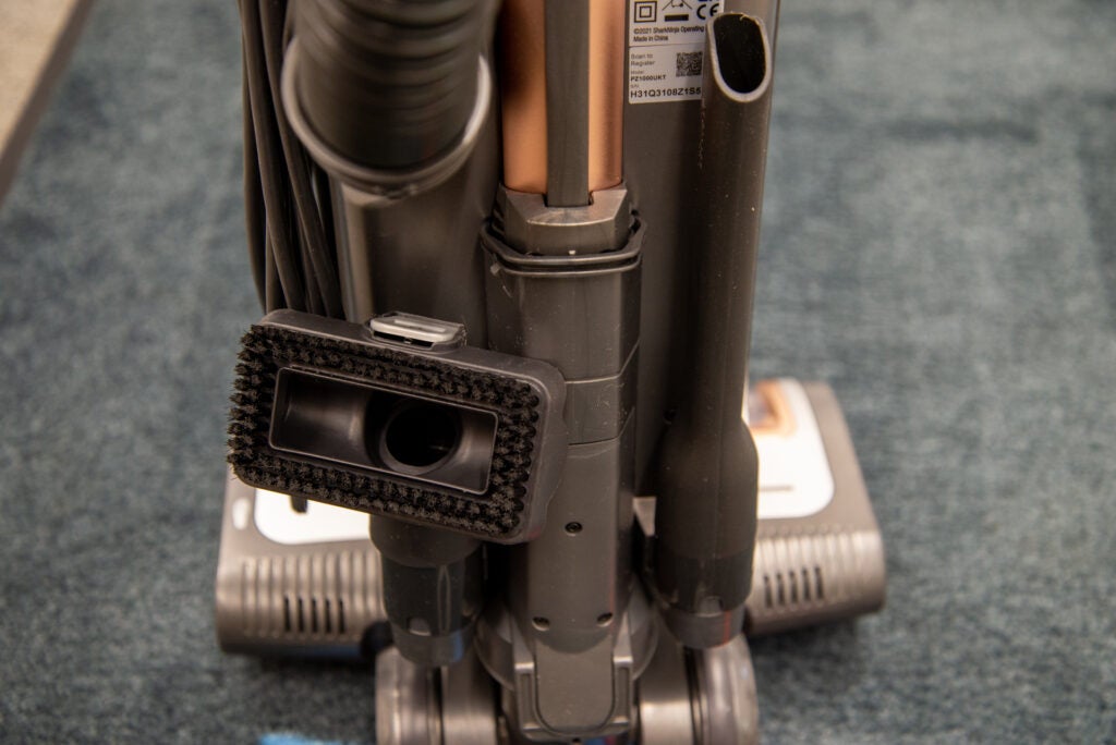 Shark Anti Hair Wrap Upright Vacuum Cleaner XL with Powered Lift-Away & TruePet PZ1000UKT tool storage