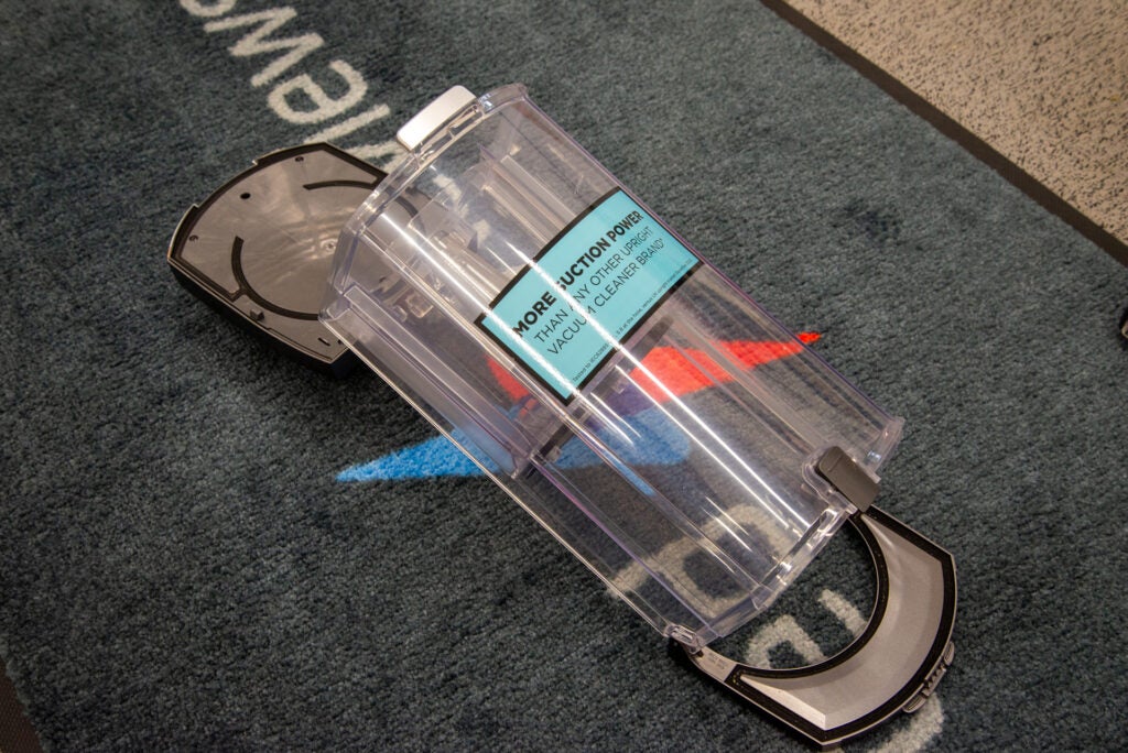 Shark Anti Hair Wrap Upright Vacuum Cleaner XL with Powered Lift-Away & TruePet PZ1000UKT bin empty