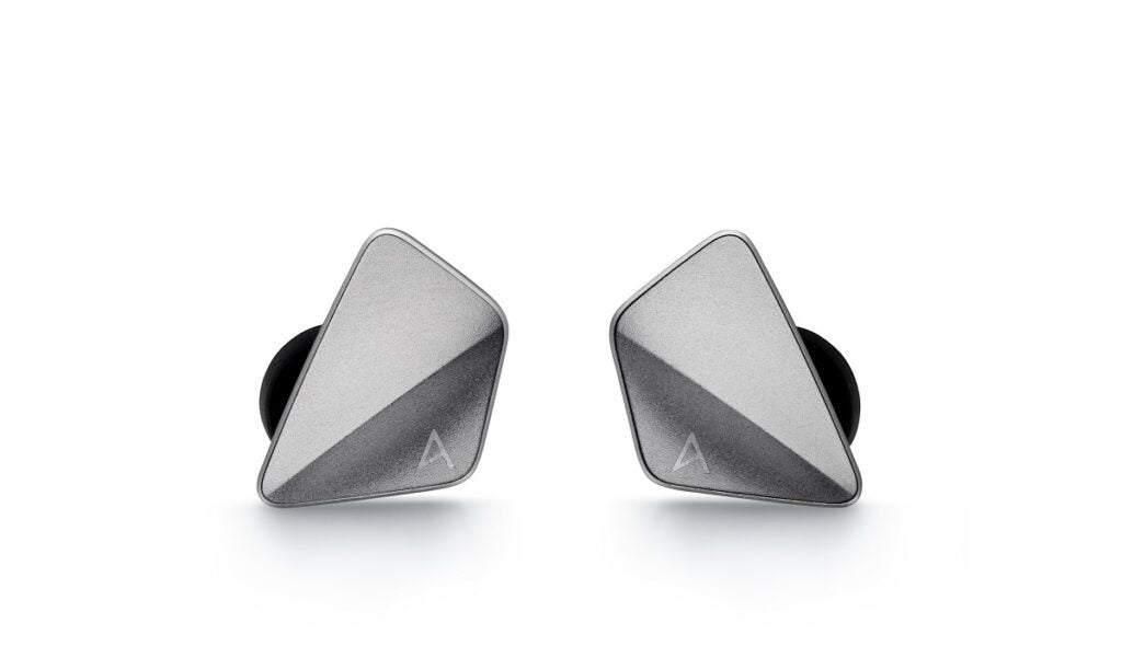Astell & Kern ZERO1 earphone design